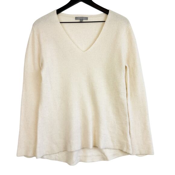 Neiman Marcus 100% Cashmere Collection VNeck Knit Sweater Cream Womens - L - Picture 1 of 8